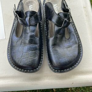 Alegria Black Sandals Comfortable Slip-On Design